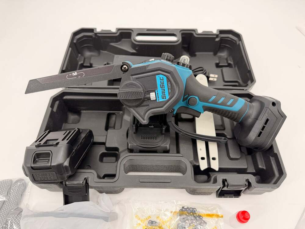 SAUSEC TP-CS01 6-Inch Cordless Mini Chainsaw Kit Battery Charger Case